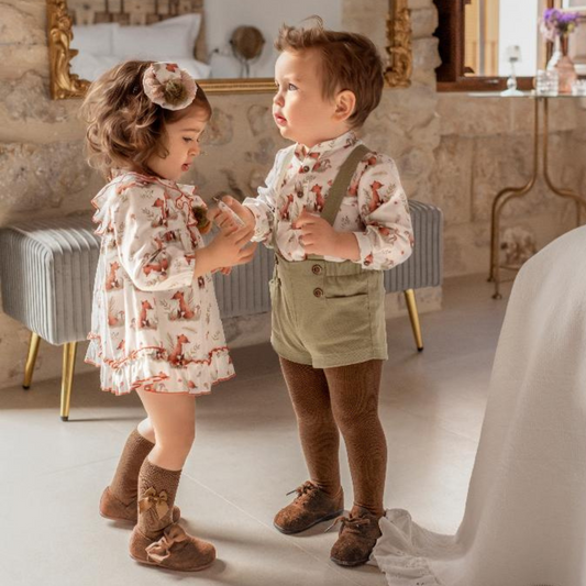 Peto y camisa