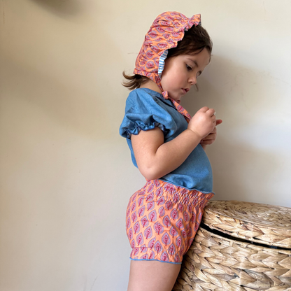 PRE-ORDER Dalia sett med denimbluse, og vendbar kyse og shorts